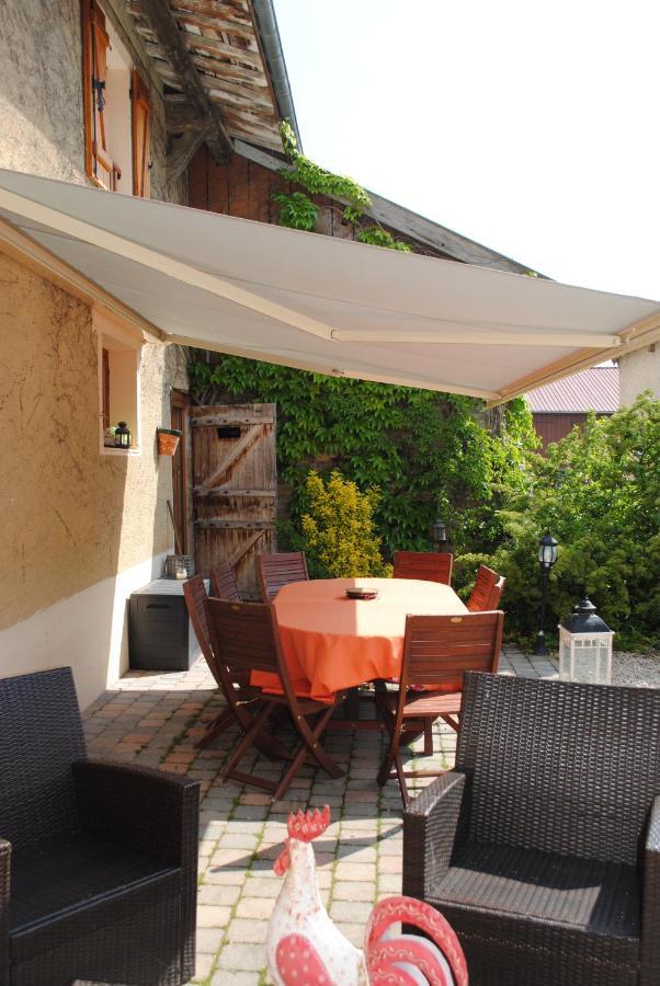 Les Perrieres Bed & Breakfast Saint-Germain-la-Ville ภายนอก รูปภาพ